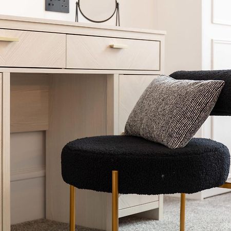 Wellington Lodge Ayr Bagian luar foto