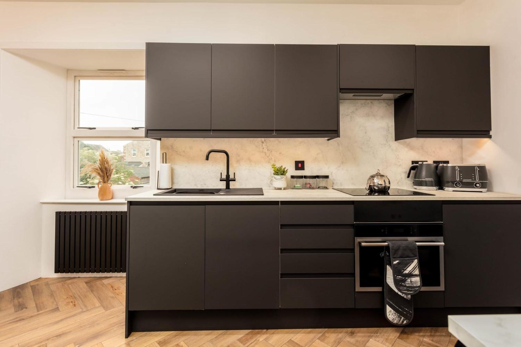 Wellington Lodge Ayr Bagian luar foto
