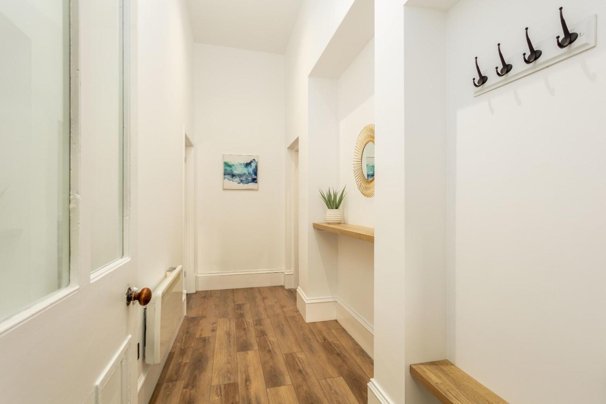 Wellington Lodge Ayr Bagian luar foto