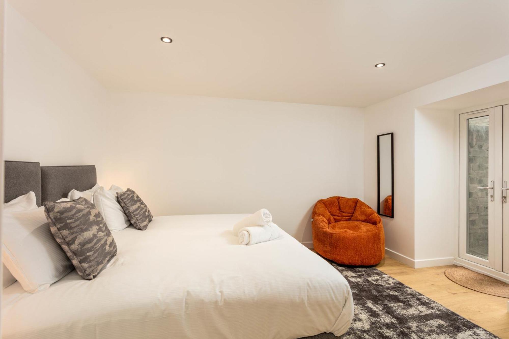 Wellington Lodge Ayr Bagian luar foto