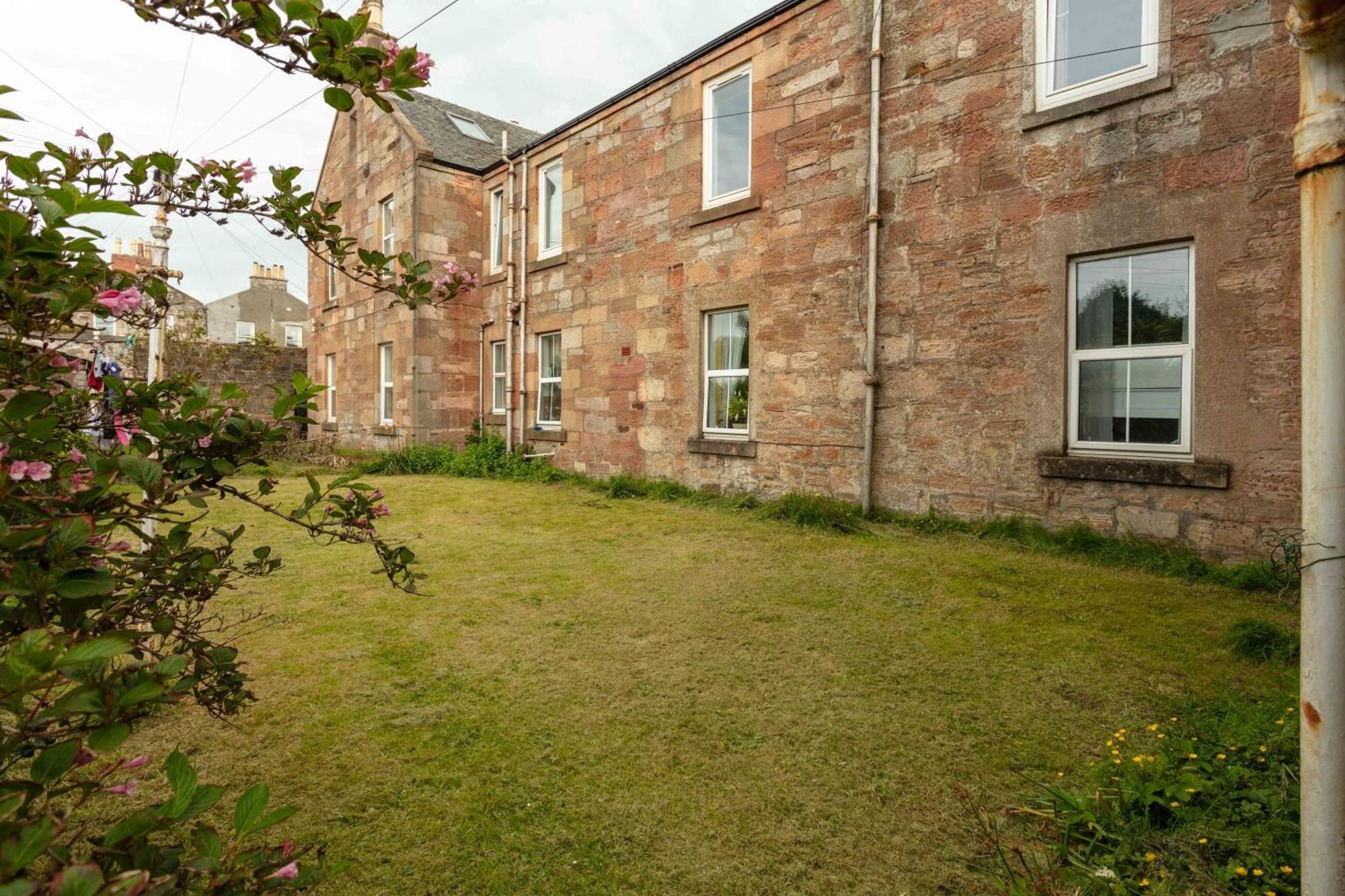 Wellington Lodge Ayr Bagian luar foto